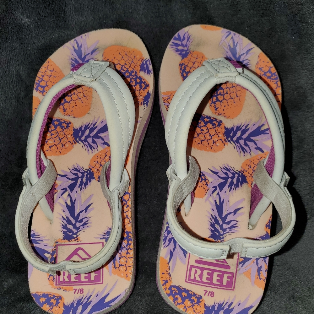 REEF TODDLER FLIP FLOPS SANDAL PINEAPPLES 7/8